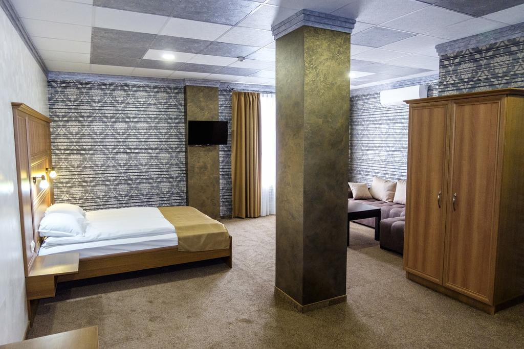 Hotel Elit Pernik Exterior photo
