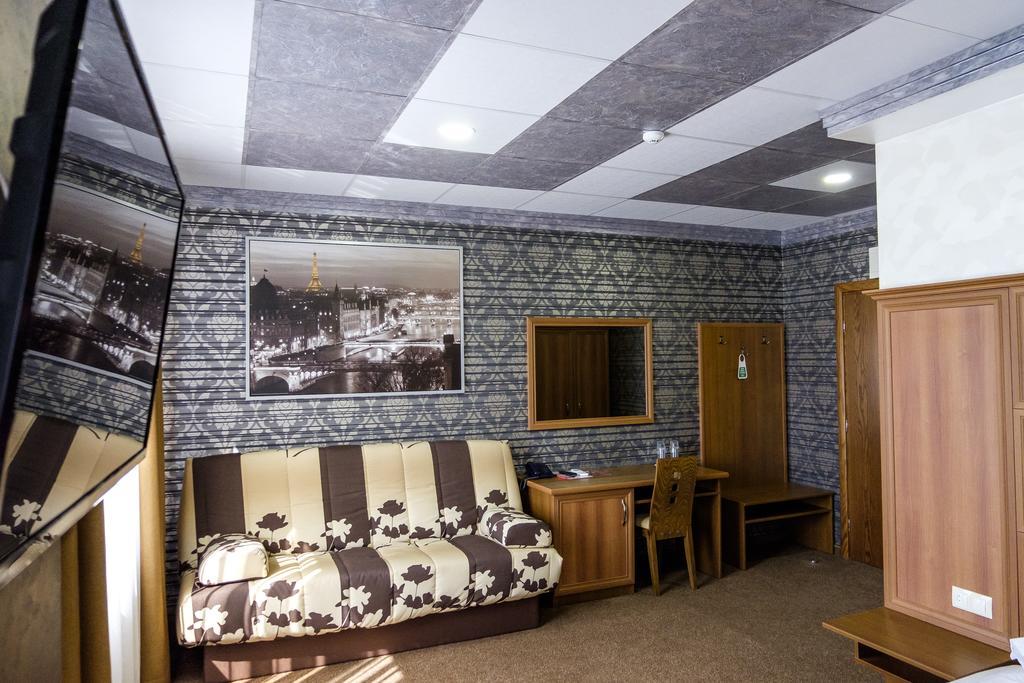 Hotel Elit Pernik Exterior photo